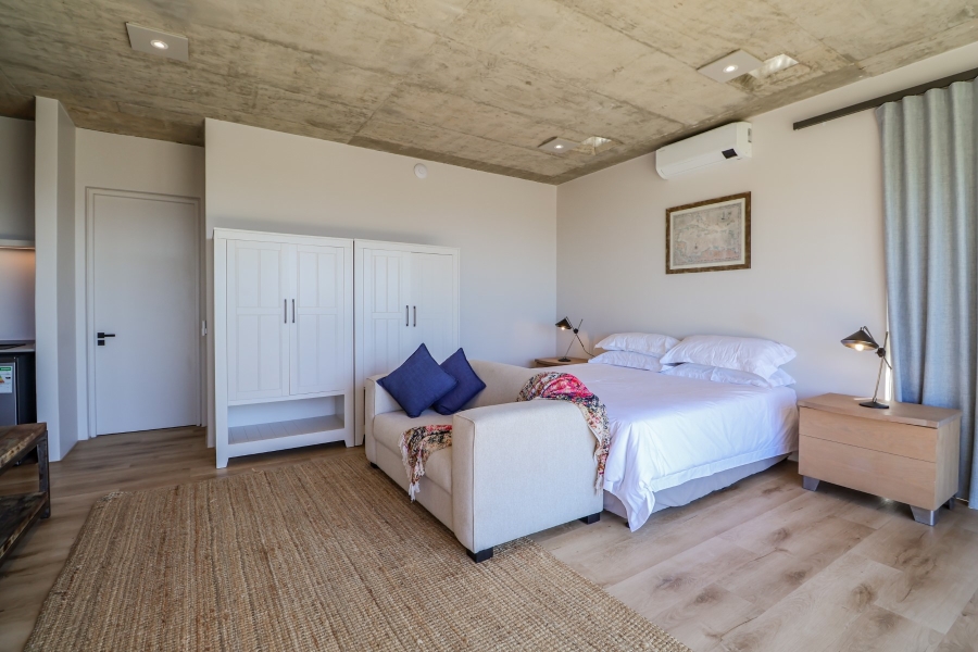 4 Bedroom Property for Sale in Whale Rock Hill Western Cape